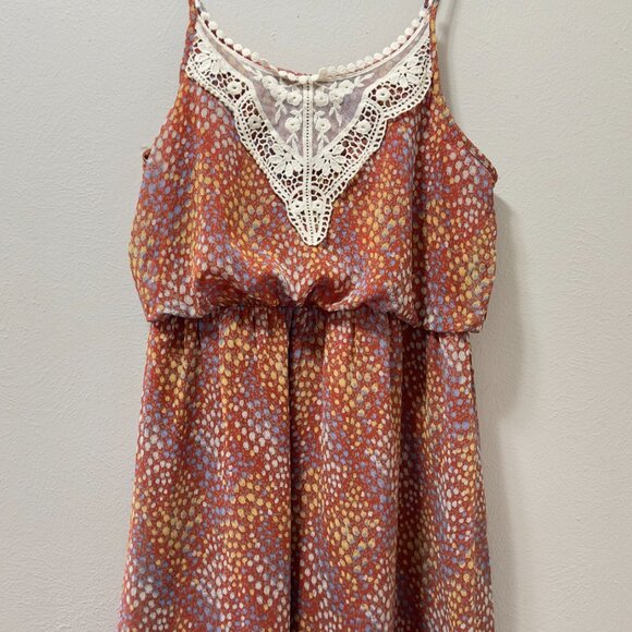 Lot 1: 4 SummerDresses - Picture 5 of 16